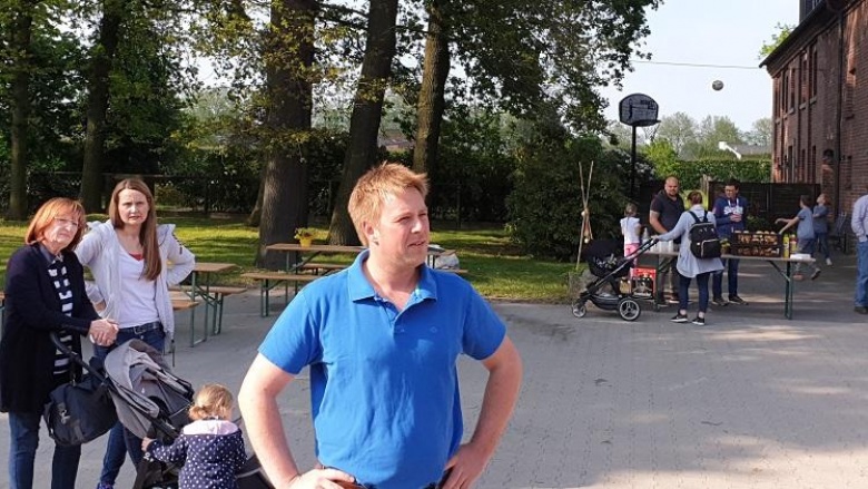 Zwischen Europawahlkampf und Hofbesichtigung bei Landwirt Budde