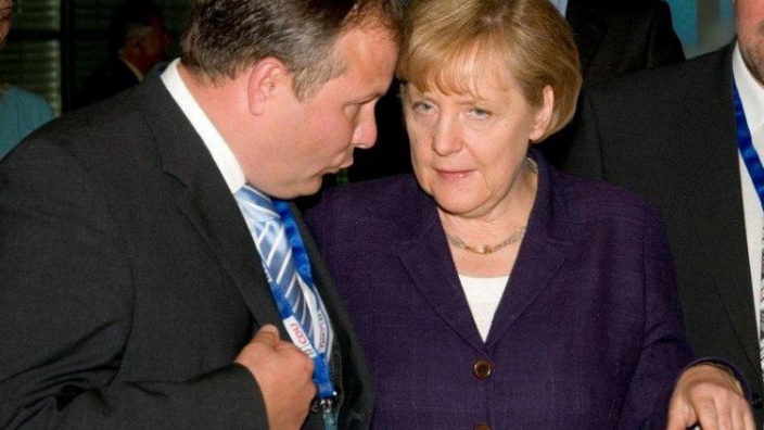 Angela Merkel kommt